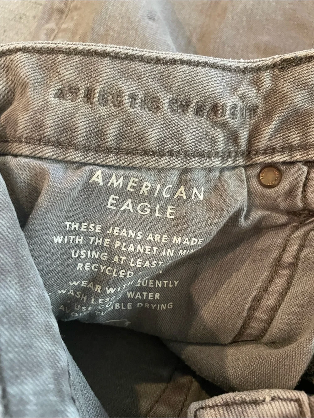 American Eagle Outfitters Straight Leg Jeans in Taupe Brown